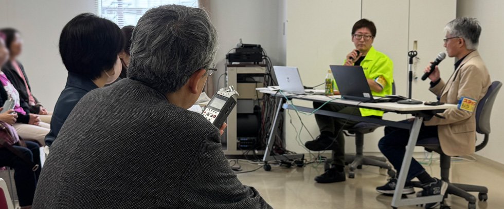 2025年5月の川崎アイeyeセンター体験イベント「オーディオブック・サロン」開催風景写真